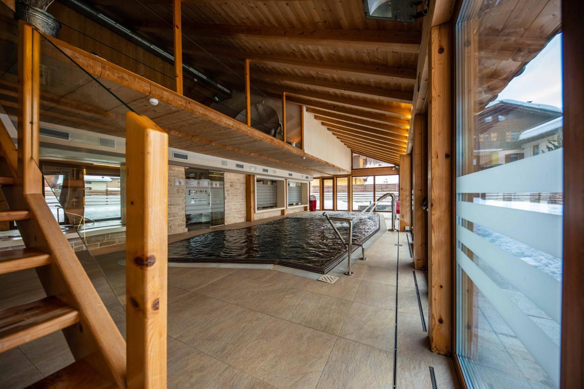 Bivio Hotel Plaza Livigno Exterior photo